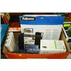 Image 1 : BOX OF OFFICE SUPPLIES