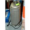 Image 1 : ARM AND HAMMER AIR PURIFIER