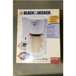 BLACK & DECKER PERSONAL COFFEE MAKER