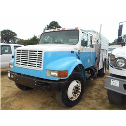 1995 INTERNATIONAL 4900 UTILITY TRUCK, VIN/SN:1HTSDAAN9SH220077 - S/A, IHC DT466 DIESEL ENGINE, A/T,