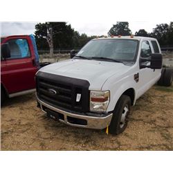 2010 FORD F350 CAB & CHASSIS, VIN/SN:1FDWW3GR4AEA57607 - CREWCAB, POWERSTROKE DIESEL ENG, A/T, ODOME