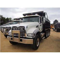 2015 MACK GU713 DUMP, VIN/SN:1M2AX07C6FM021397 - TRI-AXLE, 445 HP MACK MP8 445C ENGINE, T310M 10 SPD