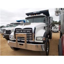 2007 MACK GU713 DUMP, VIN/SN:1M2AT04Y37M006904 - T/A, 405 HP MACK MP7 405 ENGINE, T310 210 SPD TRANS