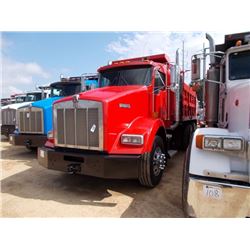 2004 KENWORTH T800B DUMP, VIN/SN:1XKDDT9X64R061396 - T/A, 335 HP CAT C10 ENGINE, 10 SPD TRANS, 44K R