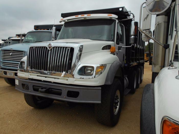 2006 INTERNATIONAL 7700 DUMP, VIN/SN:1HRTTYAHT86J266351 - TRI-AXLE ...