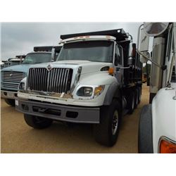 2006 INTERNATIONAL 7700 DUMP, VIN/SN:1HRTTYAHT86J266351 - TRI-AXLE, CUMMINS ISM 410 HP, EATON 8LL, 3