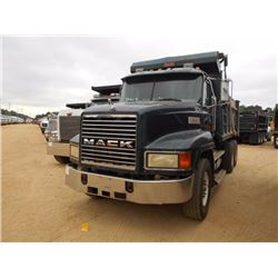 1994 MACK CH613 DUMP, VIN/SN:1M2AA13Y1RW030719 - T/A, 350 HP MACK E7-350 ENG, 9 SPD TRANS, ENGINE BR