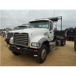 2013 MACK GU713 ROLL OFF TRUCK, VIN/SN:1MAX04CXDM015264 - T/A, 405 HP MACK MP7 ENGINE, ALLISON RDS 4