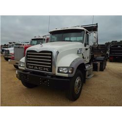 2013 MACK GU713 ROLL OFF TRUCK, VIN/SN:1M2AX04C3DM017292 -T/A, 405 HP MACK MP7 ENGINE, ALLISON RDS 4