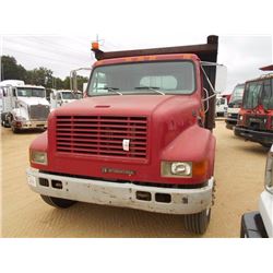 1998 INTERNATIONAL 4700 FLATBED DUMP TRUCK, VIN/SN:1HTSCABL0WH524694 - S/A, IHC T444E ENGINE, 5 SPD 