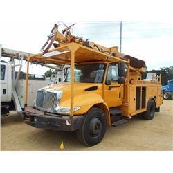 2005 INTERNATIONAL 4300 DIGGER DERRICK, VIN/SN:1HTMMAANX5H146259 - S/A, DT466 IHC ENGINE, 6 SPD TRAN