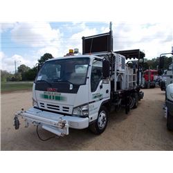 2007 GMC 5500 PAINT STRIPER, VIN/SN:J8DE5B1617730156 - S/A, ISUZU DIESEL, MRL1-110 PAINT STRIPER, ME