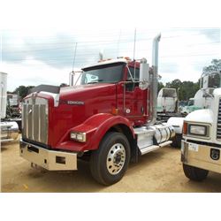 2013 KENWORTH T800 TRUCK TRACTOR, VIN/SN:1XKDD49X1DJ353977 - T/A, 450 HP CUMMINS ISX-15 DIESEL ENG, 