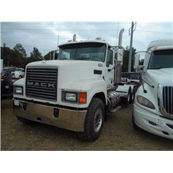 2007 MACK CHN613 TRUCK TRACTOR, VIN/SN:1M2AJ07Y27N010776 - TRI-AXLE, MACK AC-460P ENG, 18 SPD TRANS,