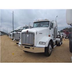 2003 KENWORTH T800 TRUCK TRACTOR, VIN/SN:1XKDD49X13J707124 - T/A, 450 HP CUMMINS ISX DIESEL ENG, 10 