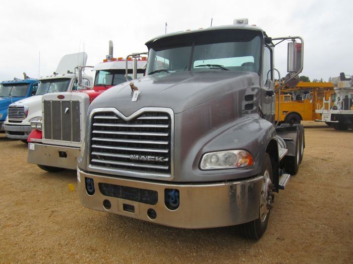 2008 MACK CXU 613 TRUCK TRACTOR, VIN/SN:1M1AW02Y08N001007 - T/A, 370HP ...