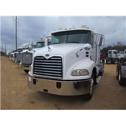 2003 MACK CX613 TRUCK TRACTOR, VIN/SN:1M1AE06Y23W014275 - T/A, 427HP MACK DIESEL ENGINE, 10 SPD TRAN