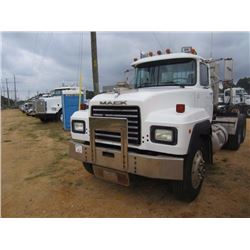 1995 MACK RD688S TRUCK TRACTOR, VIN/SN:1M2P267Y8SM022052 - T/A, MACK E7-350 DIESEL ENGINE, 9 SPD TRA