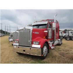 1996 KENWORTH W900 TRUCK TRACTOR, VIN/SN:1XKWDB9X7TR726601 - T/A, 550 HP, CAT 3406E ENG, 10 SPD TRAN