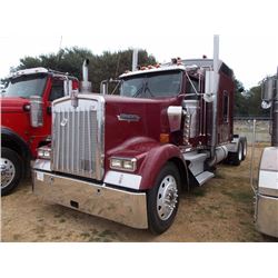2004 KENWORTH W900 TRUCK TRACTOR, VIN/SN:1XKWD49X64J051044 - 475HP CUMMINS ISX 475 ENGINE, 16 SPD TR