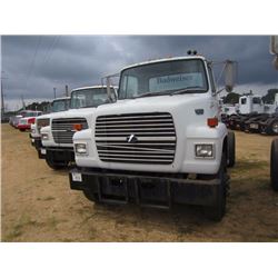 1989 FORD L8000 TRUCK TRACTOR, VIN/SN:1FDXR82A5KVA36163 - S/A, FORD DIESEL ENG, A/T, 11R22.5 TIRES O