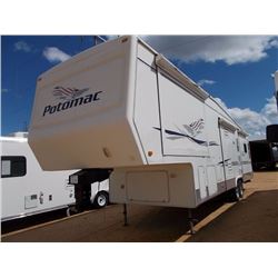 2004 POTOMAC TRAVEL TRAILER, VIN/SN:1P9EA152641469378 - T/A, 35', 4 SLIDE OUT, 2 A/C UNIT, KING PIN 