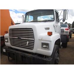 1989 FORD L8000 TRUCK TRACTOR, VIN/SN:1FDXR82A7KVA36164 - T/A, FORD DIESEL ENG, A/T, ODOMETER READIN