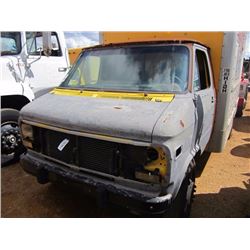 1992 GMC BOX TRUCK, VIN/SN:2GDHG31K3N4518903 - DIESEL ENG, A/T, BOX BODY, ROLL UP DOOR (DOES NOT OPE