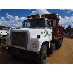 FORD 9000 DUMP, - GAS ENG, 5 SPD TRANS, DUMP BODY (DOES NOT OPERATE)