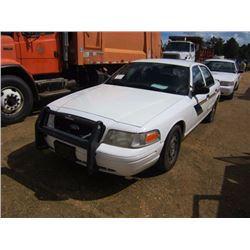 2006 FORD CROWN VICTORIA VIN/SN:2FAFP71W26X143520 - V8, GAS ENGINE, A/T