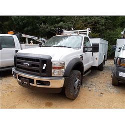 2008 FORD F550 SERVICE TRUCK, VIN/SN:1FDAF57R88EC22476 - 4X4, V8 POWERSTROKE DIESEL ENGINE, A/T, KNA