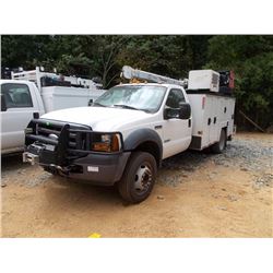 2006 FORD F550 SERVICE TRUCK, VIN/SN:1FDAF56P56EC23646 - POWERSTROKE DIESEL ENGINE, 6 SPD TRANS, MAI