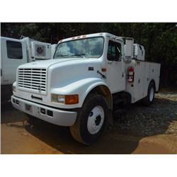 2001 INTERNATIONAL 4700 SERVICE TRUCK, VIN/SN:1HTSCAAL61H361009 - S/A, INT DT466E ENGINE, 6 SPD TRAN