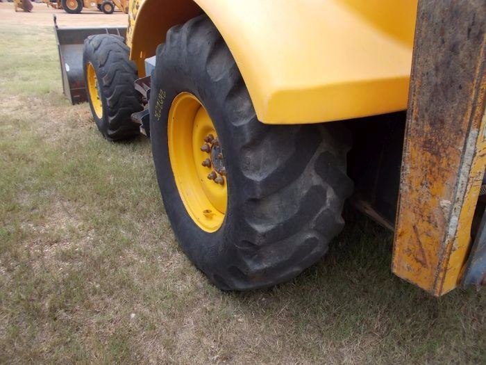 Fermec Loader Bucket FERMEC 760 LOADER BACKHOE, VIN/SN:B44SR0Y7CM1879 - 4X4, GP BUCKET, 24 ...