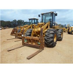 CAT 938G WHEEL LOADER, VIN/SN:4YS01253 - WICKER LUMBER FORKS, ECAB W/AIR, 28L-26 TIRES, METER READIN