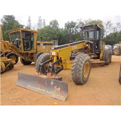 JOHN DEERE 770 MOTOR GRADER, VIN/SN:507207 - 14' MOLDBOARD W/TIP CONTROL, FRONT MTD PUSH BLADE, ECAB