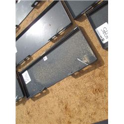 (UNUSED) TOMAHAWK QUICK TACH MOUNT PLATE, FITS SKID STEER LOADER