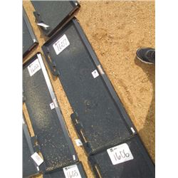 (UNUSED) TOMAHAWK QUICK TACH MOUNT PLATE, FITS SKID STEER LOADER