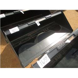 (UNUSED) TOMAHAWK 72" SMOOTH BUCKET, FITS SKID STEER LOADER