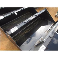 (UNUSED) TOMAHAWK 72" SMOOTH BUCKET, FITS SKID STEER LOADER