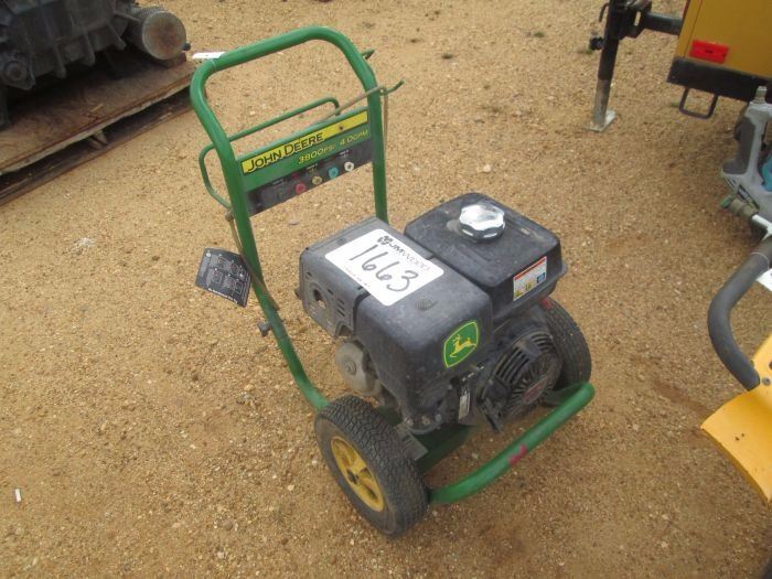 JOHN DEERE PRESSURE WASHER, 3800 PSI, (HOSE AND WAND IN CONTAINER
