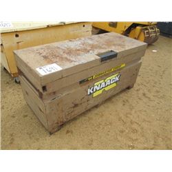 KNAACK TOOL BOX
