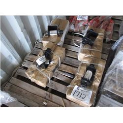 1 LOT SLIDING WEBBING WINCHES