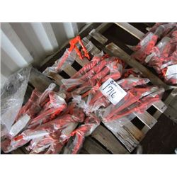 1 LOT SLIDING CHAIN BINDERS