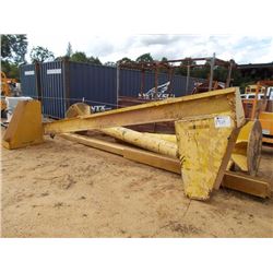 1 LOT (2) 1,000# POLE CRANE