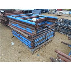 1 LOT 4' SCAFFOLD FRAME