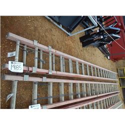 20' FIBERGLASS EXTENSION LADDER