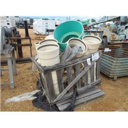 1 LOT MISCELLANEOUS SIZE PVC FITTINGS