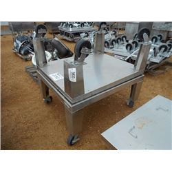 1 LOT 40" X 49" CARTS, STAINLESS STEEL, ROLL AROUND