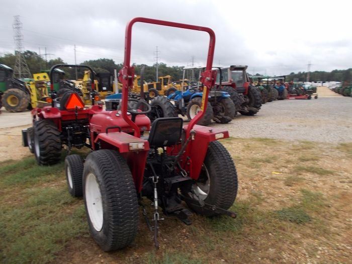 FARM PRO 2420 FARM TRACTOR, VIN/SN23091 3 PTH, PTO, 11.220 TIRES